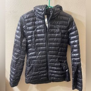 Lululemon Thin puffer jacket black size 4